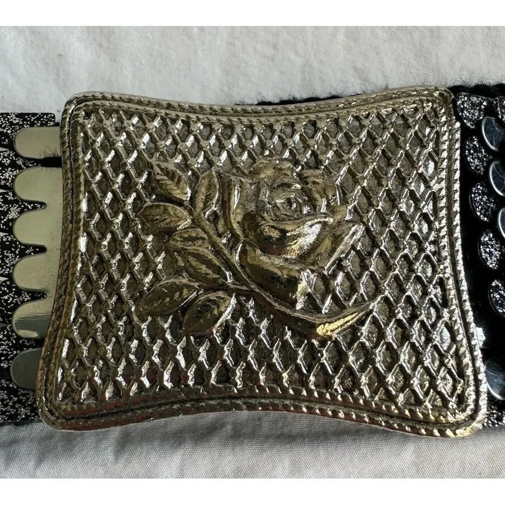 Vintage Metal Big Silver Tone Buckle Stretch Dress Blue Belt Scales Flower